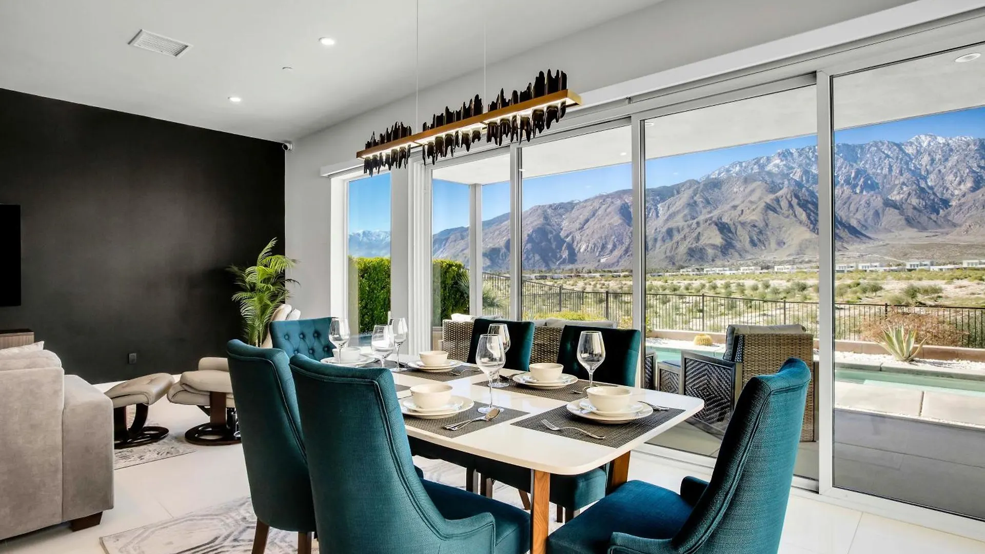 팜 스프링스 Majestic Mountain View Permit #14866 빌라 펜션
